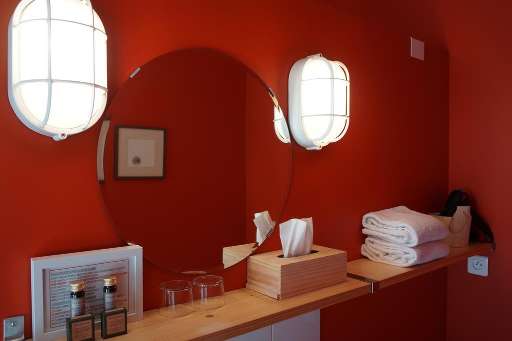 Hotel Courtille De Solutre מראה חיצוני תמונה