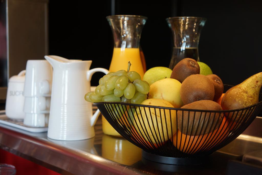 Hotel Courtille De Solutre מראה חיצוני תמונה