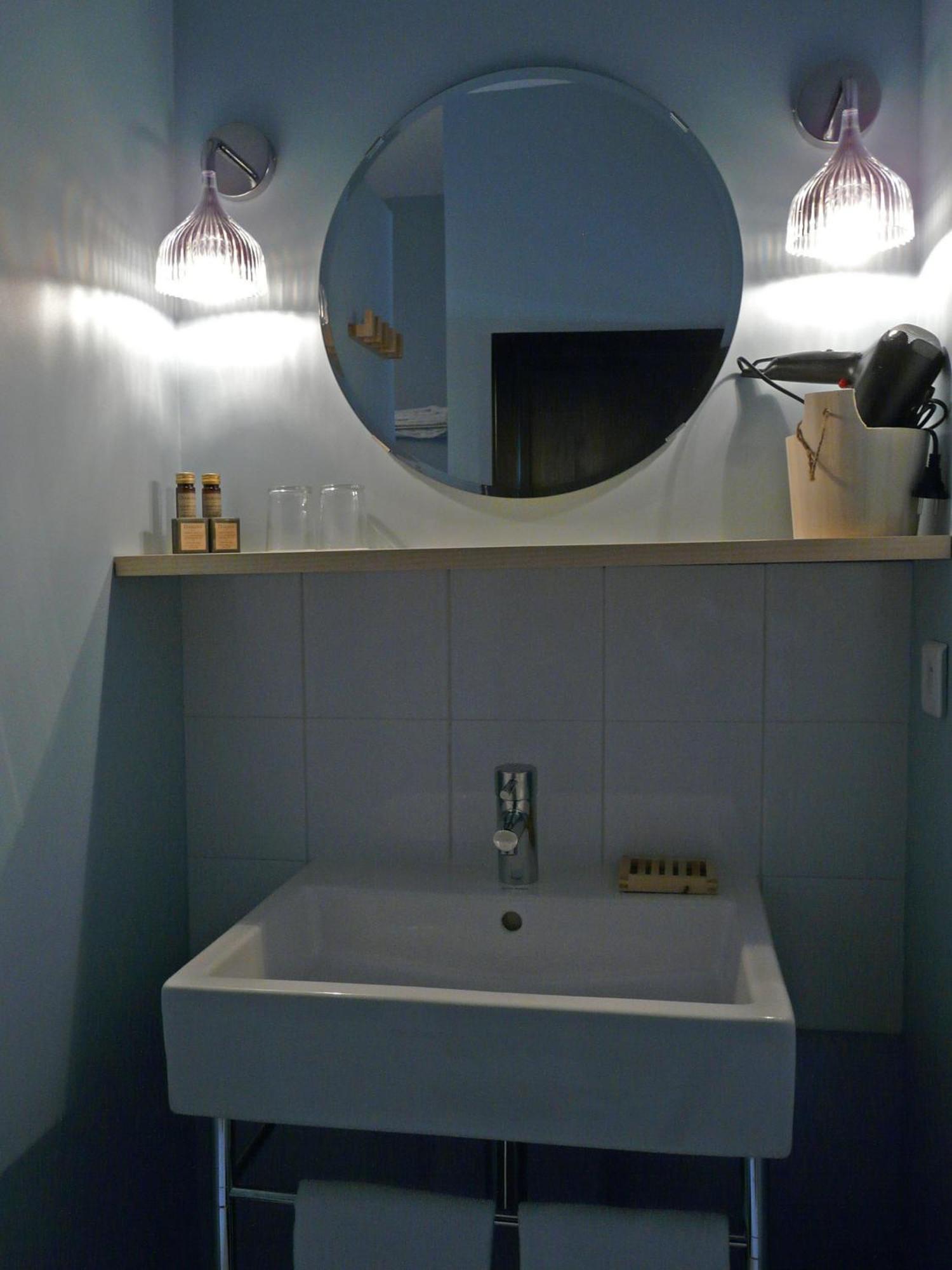 Hotel Courtille De Solutre מראה חיצוני תמונה