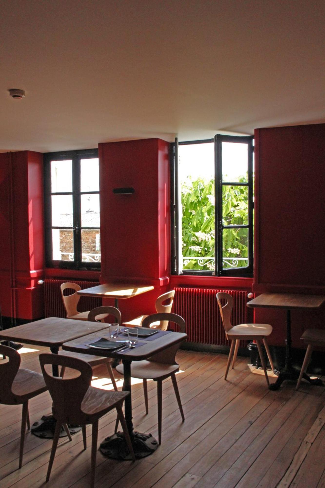 Hotel Courtille De Solutre מראה חיצוני תמונה